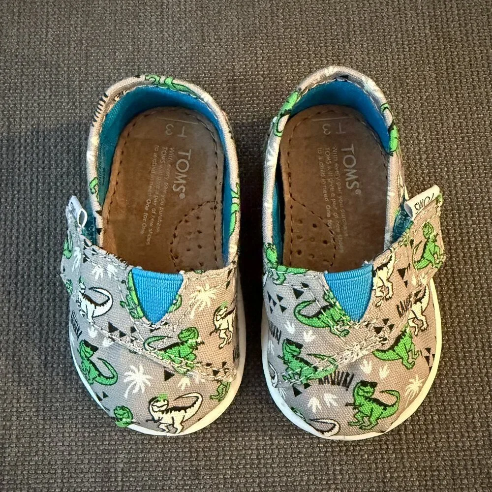 TOMS Kids Grey Canvas Shoes with Green Dinosaur Print